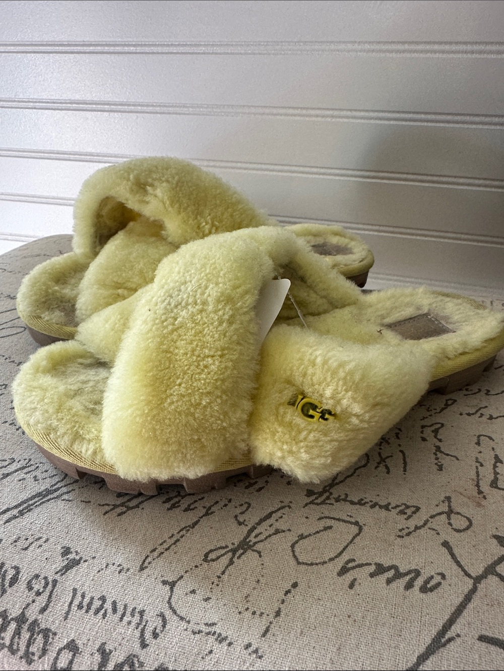 UGG Women's Yellow Shearling Slide Slippers size 6